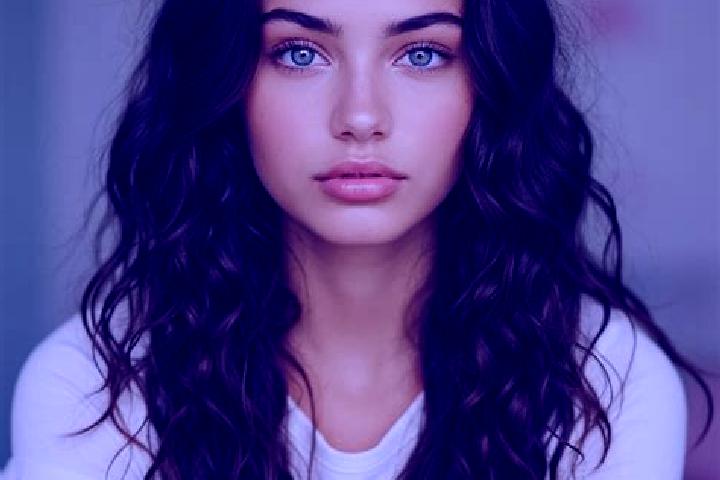 Scarlett, 20, a auburn amber-eyed mediterranean companion based in Sandur. Offering GFE, Travel Companion, Couples. Available for incall and outcall, day and...