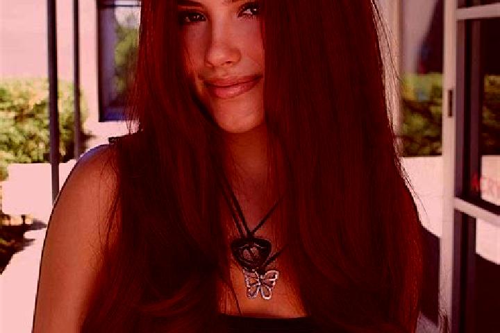 Scarlett, 20, a auburn brown-eyed european companion based in Senhora do Porto. Offering BDSM, Tantra, Striptease. Available for incall and outcall, overnigh...