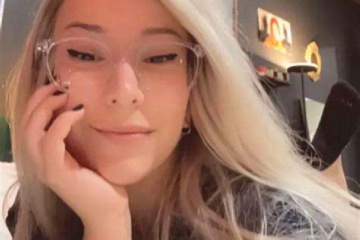 Scarlett, 20, a blonde grey-eyed ebony companion based in Nickby. Offering OWO, CIM, Erotic Massage. Available for incall and outcall, overnight bookings ava...