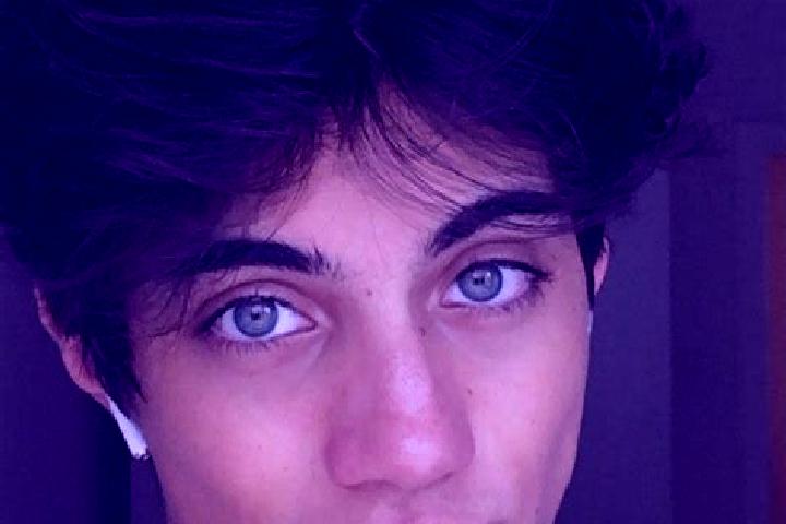 Scarlett, 20, a chestnut amber-eyed caucasian companion based in San Jose de los Pozos. Offering Prostate Massage, Roleplay, OWO. Available for incall and ou...