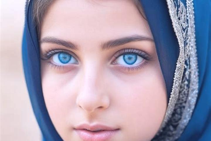 Scarlett, 20, a dark blonde blue-eyed middle eastern companion based in Ica. Offering OWO, BDSM, Girlfriend Experience, Roleplay, Domination. Available for i...