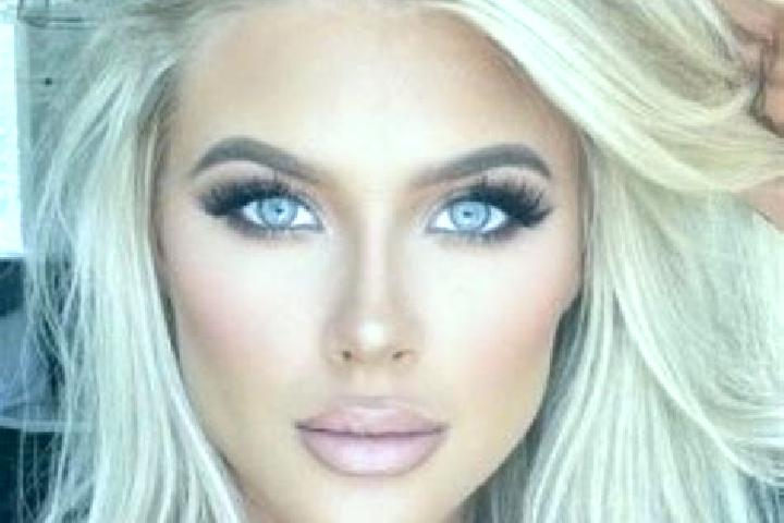 Scarlett, 20, a platinum blonde dark-eyed indian companion based in Oud-Caberg. Offering Prostate Massage, Fetish. Available for incall and outcall, day and ...