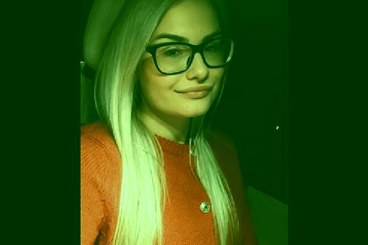 Scarlett, 20 — Escort in Komarom, Hungary