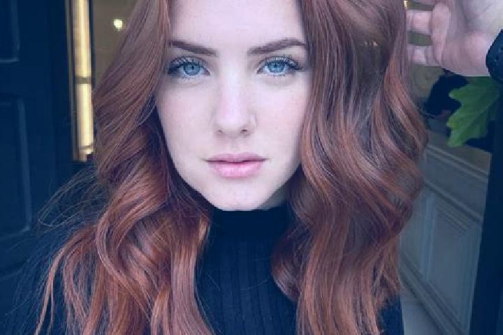 Scarlett, 21, a auburn blue-eyed caribbean companion based in Central. Offering Dinner Date, Massage, 69. Available for incall and outcall, overnight booking...