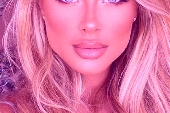 Scarlett, 21, a blonde blue-eyed latina companion based in Steffenshagen. Offering Domination, Dinner Date, 69. Available for incall and outcall, overnight b...