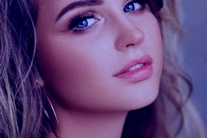 Scarlett, 21, a brunette blue-eyed ebony companion based in Kodaikanal. Offering Overnight, 69, Travel Companion, Massage. Available for incall and outcall, ...