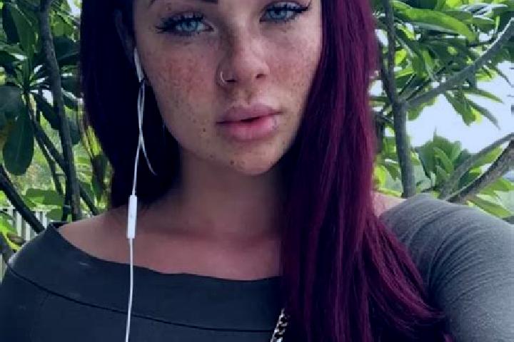 Scarlett, 21, a red dark-eyed ebony companion based in La Puebla del Rio. Offering CIM, Girlfriend Experience, Tantra. Available for incall and outcall, over...