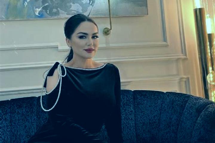 Scarlett, 21 — Escort in Adrasmon, Tajikistan