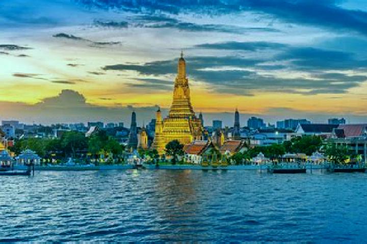 Scarlett, 21 — Escort in Son, Thailand