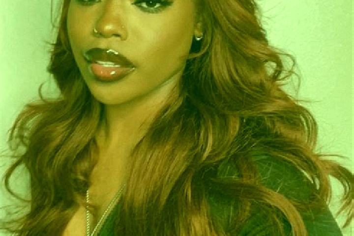 Scarlett, 22, a auburn amber-eyed ebony companion based in Parks. Offering 69, BDSM, Fetish. Available for incall and outcall, overnight bookings available.