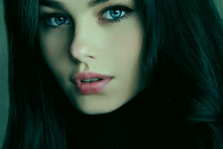 Scarlett, 22, a black dark-eyed slavic companion based in Yumani. Offering Party Girl, GFE, 69, Girlfriend Experience. Available for incall and outcall, day ...