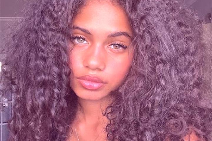 Scarlett, 22, a black grey-eyed ebony companion based in Ulashan. Offering CIM, Fetish, Dinner Date, GFE. Available for incall and outcall, overnight booking...