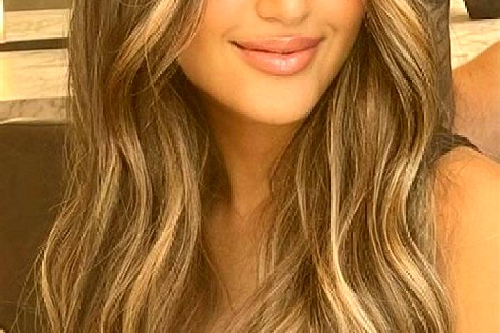 Scarlett, 22, a dark blonde brown-eyed indian companion based in Dyenene. Offering GFE, Deep French Kissing, Tantra, CIM. Available for incall and outcall, o...