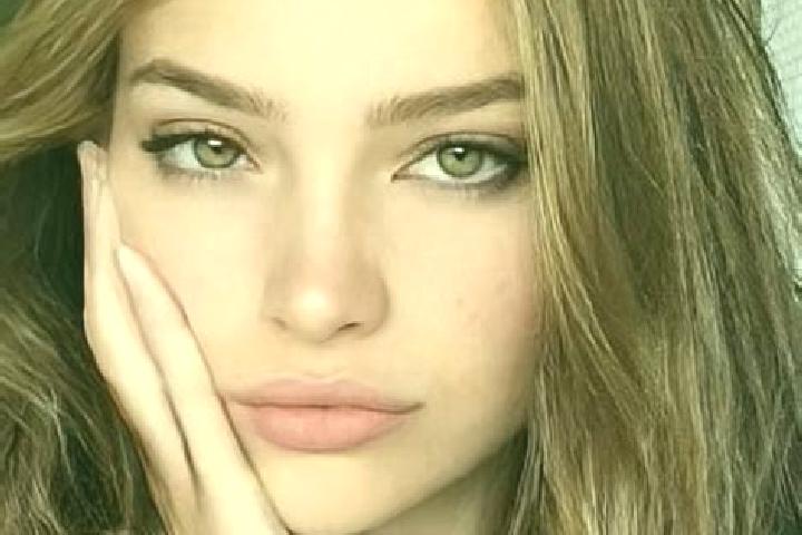 Scarlett, 22, a dark blonde hazel-eyed caribbean companion based in Ngulu. Offering OWO, Overnight, Party Girl. Available for incall and outcall, day and eve...
