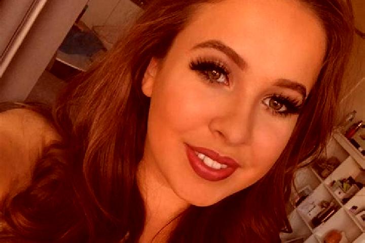 Scarlett, 22, a red brown-eyed middle eastern companion based in Labod. Offering Striptease, Fetish, Domination, CIM. Available for incall and outcall, day a...