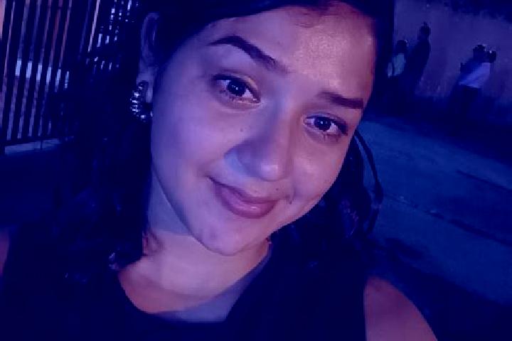 Scarlett, 22 — Escort in Cuyamel, Honduras