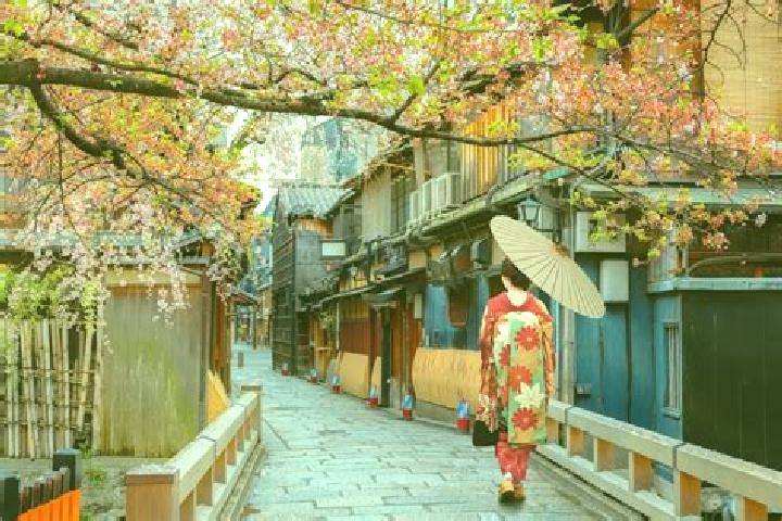 Scarlett, 22 — Escort in Gion, Japan