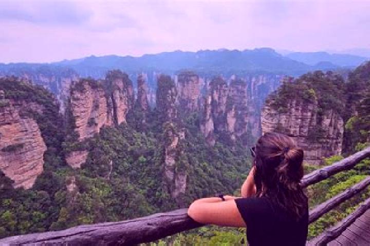 Scarlett, 22 — Escort in Huangshi, China