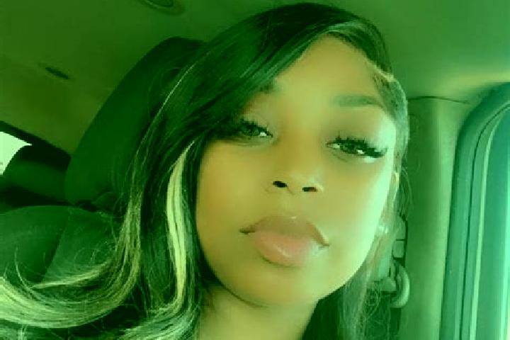 Scarlett, 22 — Escort in Jonestown, United States