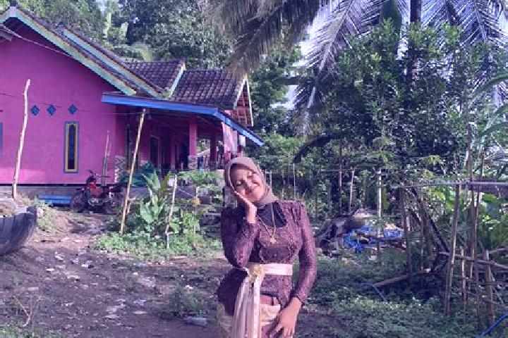 Scarlett, 22 — Escort in Mandar, Indonesia