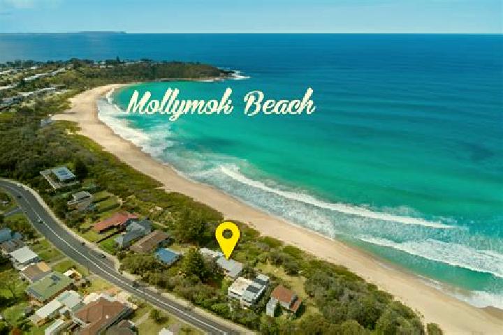 Scarlett, 22 — Escort in Mollymook Beach, Australia