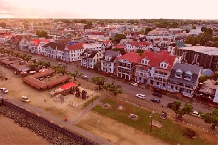 Scarlett, 22 — Escort in Paramaribo, Suriname