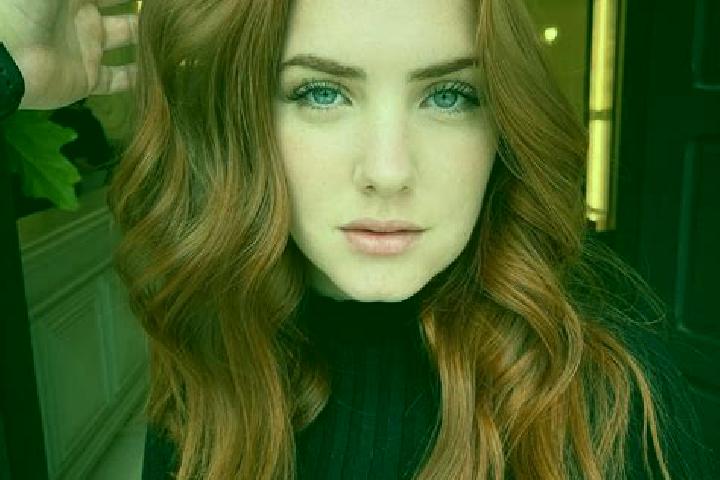 Scarlett, 23, a auburn blue-eyed mediterranean companion based in t Loo. Offering Dinner Date, GFE, CIM. Available for incall and outcall, day and evening da...