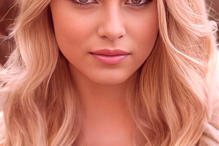 Scarlett, 23, a blonde amber-eyed latina companion based in Kamenskiy Khutor. Offering Overnight, Deep French Kissing, A-Level, Girlfriend Experience. Availa...