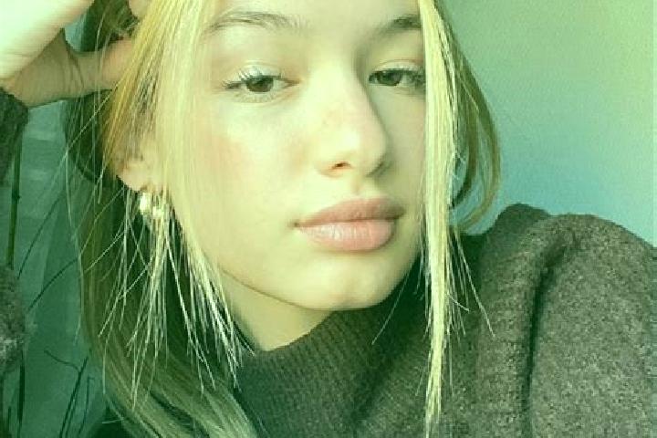Scarlett, 23, a blonde brown-eyed caribbean companion based in Karang Tengah. Offering Striptease, Domination, Duos, CIM. Available for incall and outcall, d...