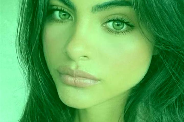 Scarlett, 23, a chestnut green-eyed indian companion based in Gau-Heppenheim. Offering Prostate Massage, Girlfriend Experience. Available for incall and outc...