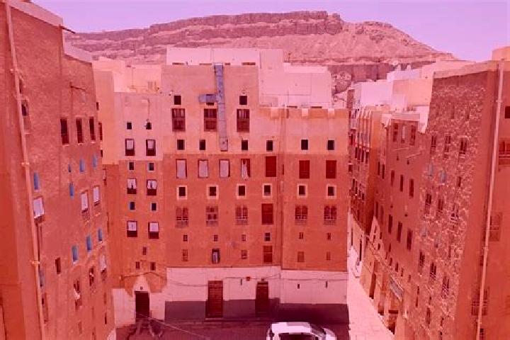 Scarlett, 23 — Escort in Al Ghayzah, Yemen