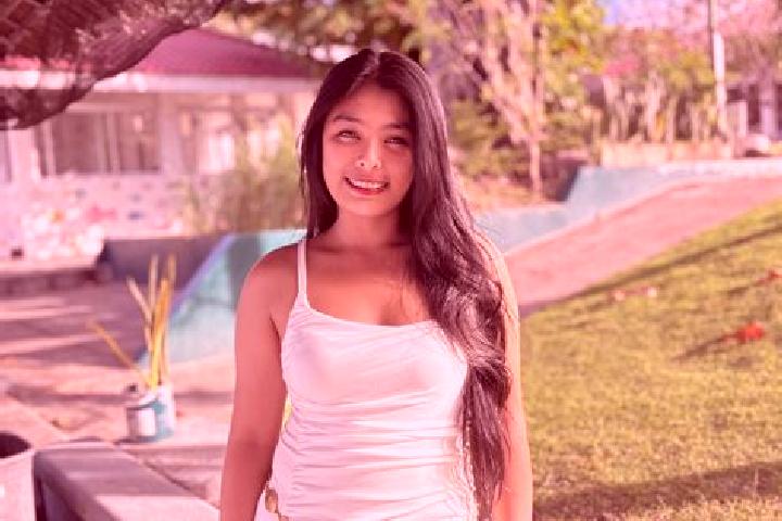 Scarlett, 23 — Escort in Basay, Philippines