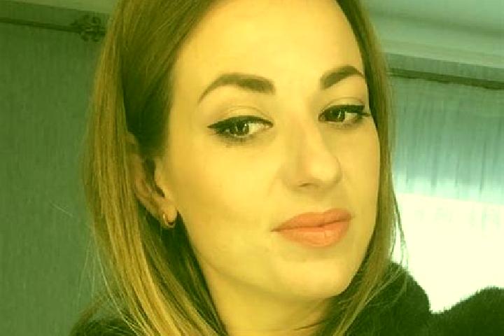 Scarlett, 23 — Escort in Starokozache, Ukraine