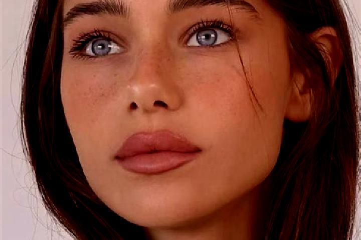 Scarlett, 24, a brunette grey-eyed mixed companion based in Luphisi. Offering GFE, Couples, Deep French Kissing. Available for incall and outcall, day and ev...