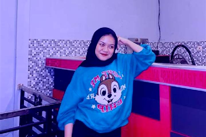 Scarlett, 24 — Escort in Balaiberkuak, Indonesia