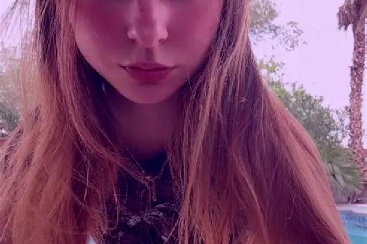 Scarlett, 24 — Escort in Renac, France