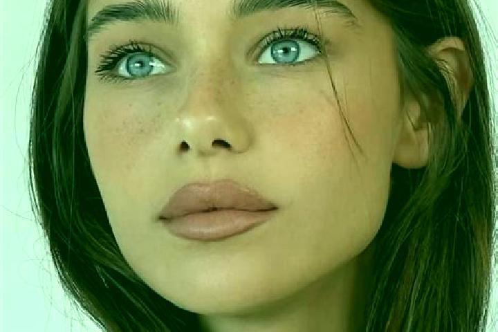 Scarlett, 25, a brunette brown-eyed caribbean companion based in Guipel. Offering Massage, Overnight, Travel Companion, Dinner Date, OWO. Available for incal...