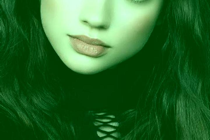 Scarlett, 25, a brunette dark-eyed european companion based in Shieldhill. Offering 69, Fetish, A-Level, Massage. Available for incall and outcall, day and e...