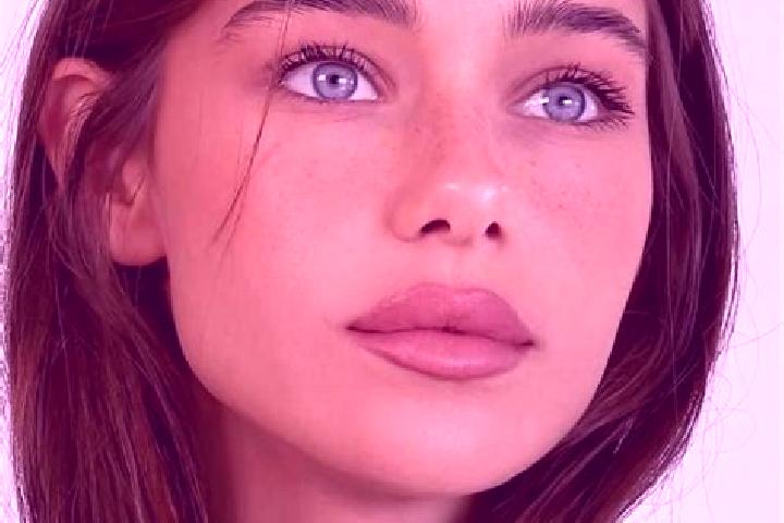 Scarlett, 25, a brunette grey-eyed caribbean companion based in Hoghton. Offering Overnight, BDSM. Available for incall and outcall, day and evening dates.