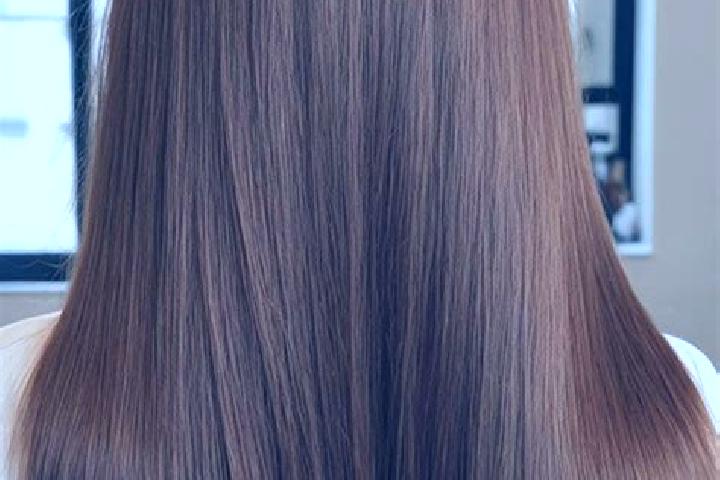 Scarlett, 25, a chestnut hazel-eyed caucasian companion based in Manggu. Offering Dinner Date, Deep French Kissing, Erotic Massage, Massage. Available for in...