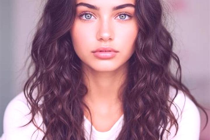 Scarlett, 25, a chestnut hazel-eyed mediterranean companion based in Karyadharma. Offering Deep French Kissing, Couples, Roleplay, Prostate Massage. Availabl...