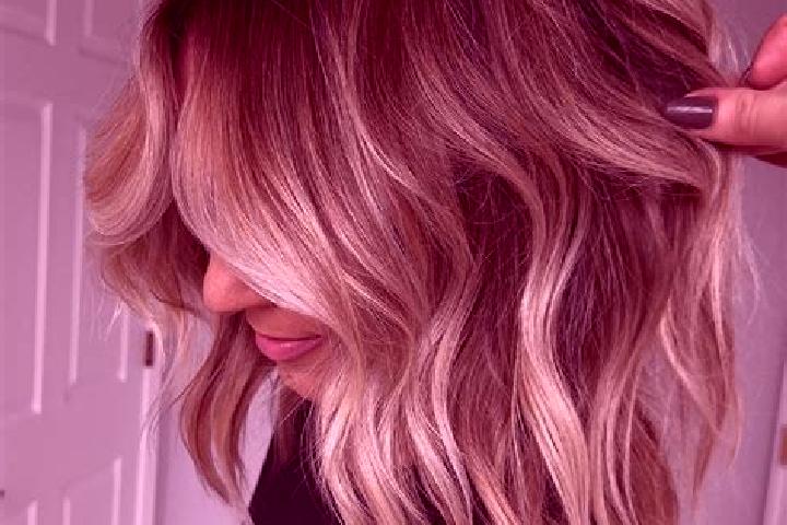 Scarlett, 25, a dark blonde dark-eyed mediterranean companion based in Coroieni. Offering Duos, Tantra, A-Level. Available for incall and outcall, day and ev...
