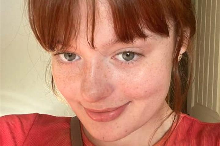 Scarlett, 25, a red blue-eyed mediterranean companion based in Rooty Hill. Offering Roleplay, Massage, Fetish, Domination, Striptease. Available for incall a...