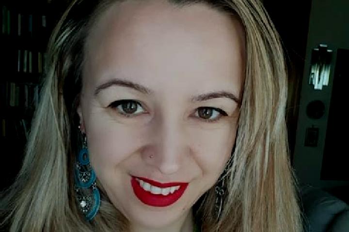 Scarlett, 25 — Escort in Bratovoesti, Romania