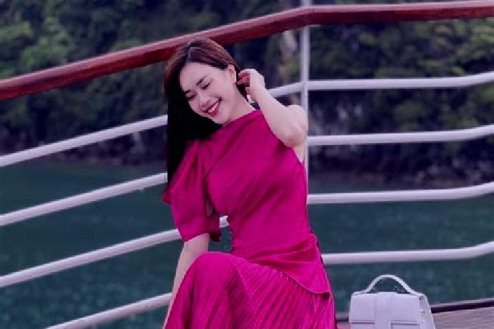 Scarlett, 25 — Escort in GJan Phuong, Vietnam
