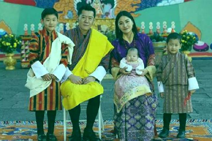 Scarlett, 25 — Escort in Mebisa, Bhutan