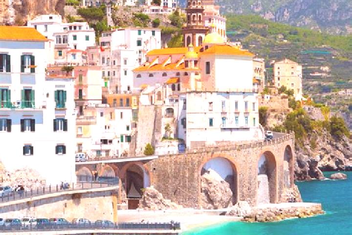 Scarlett, 25 — Escort in Pancarana, Italy