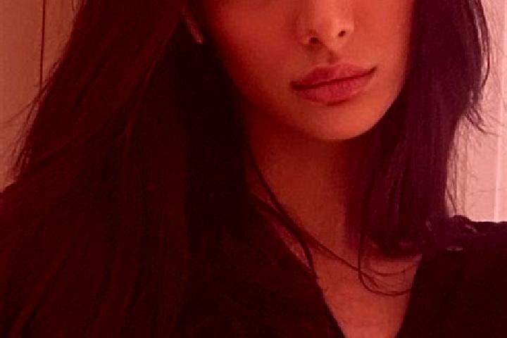 Scarlett, 26, a black dark-eyed middle eastern companion based in Losser. Offering Prostate Massage, Roleplay, BDSM. Available for incall and outcall, day an...