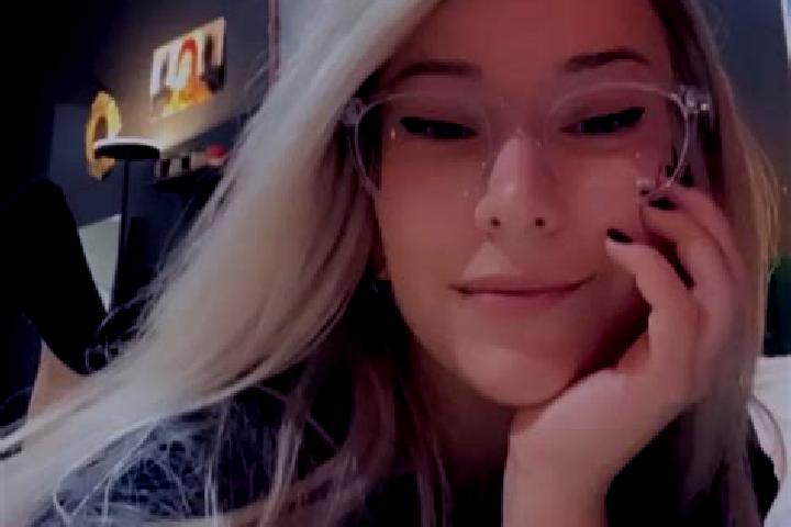 Scarlett, 26, a blonde grey-eyed european companion based in Coalcoman de Vazquez Pallares. Offering 69, GFE, OWO, Massage, BDSM. Available for incall and ou...