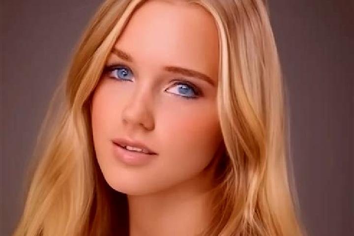 Scarlett, 26, a chestnut blue-eyed slavic companion based in Karadayi. Offering Tantra, Roleplay, A-Level, CIM, Fetish. Available for incall and outcall, ove...